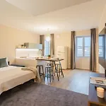 V Suite On Lake Como By Rent All Como