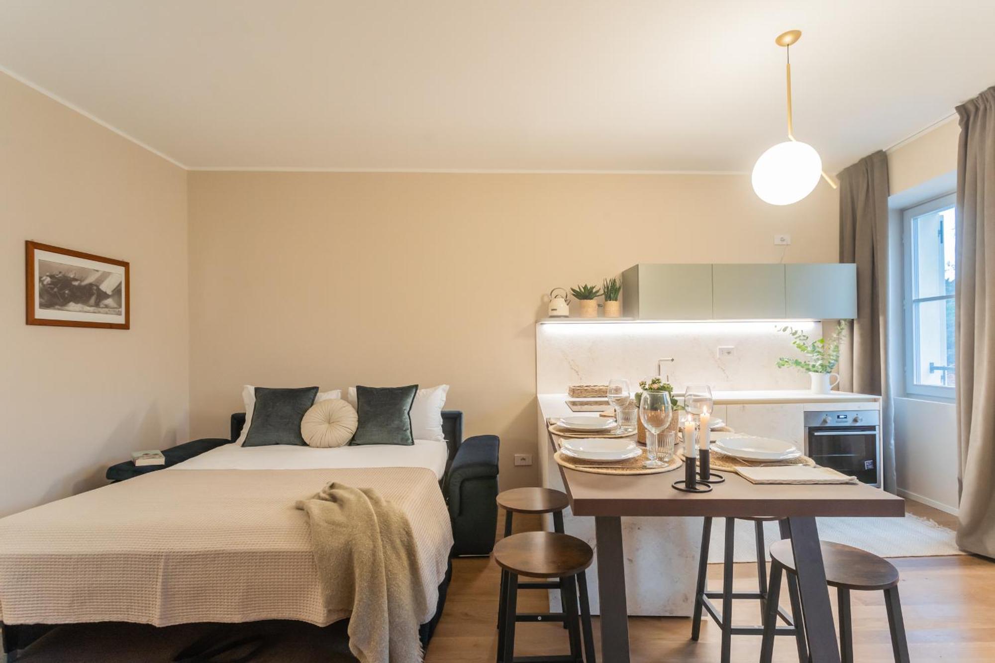 V On By Rent Appartamento Côme