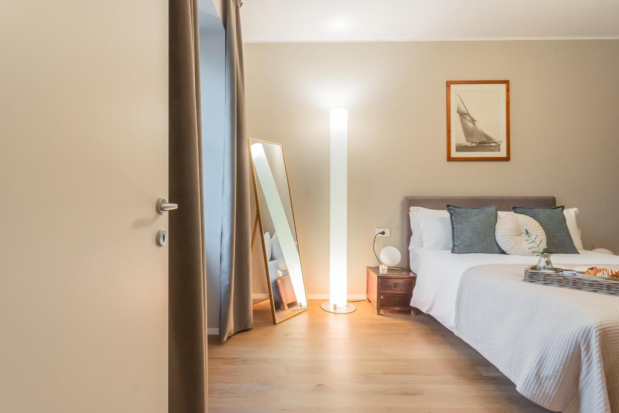Appartement V On By Rent Como
